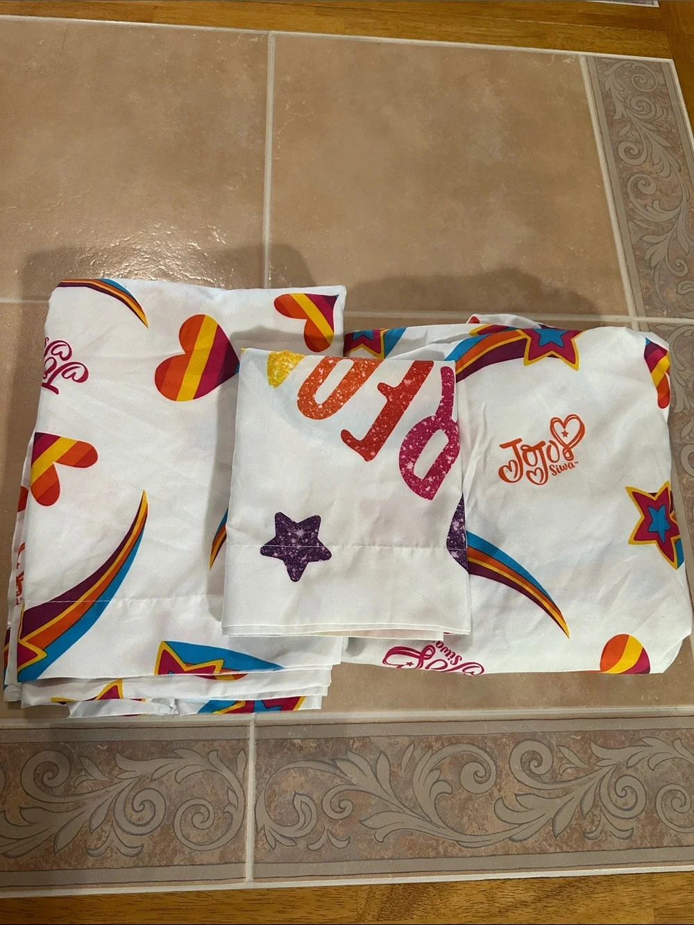 JoJo Siwa White Sheet Set with Rainbow Hearts, Stars & Stripes